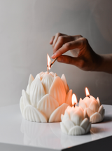 Deluxe Scented Lotus Flower Candle | Extra Large 550g