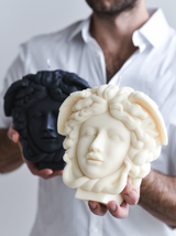 Black Medusa Bust Candle | 1500g Deluxe Scented Home Decor