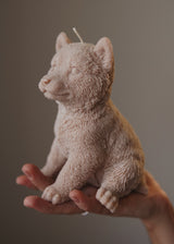 Akita Inu candle in hand, unique gift for dog lovers handmade